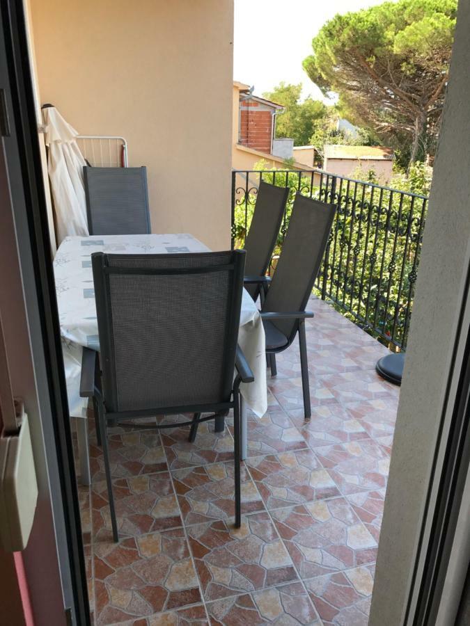 Apartmani Slavko 法扎纳 外观 照片